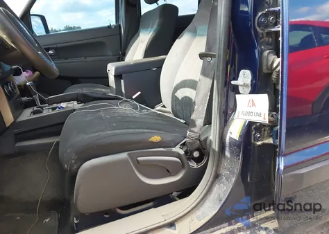 2012 Jeep Liberty Sport z USA, uszkodzony, nr VIN 1C4PJMAK5CW175736